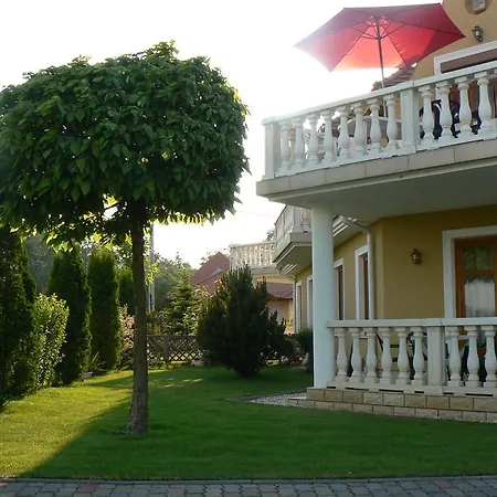 Apartment Szep Ilonka Vendeghaz Kehidakustany